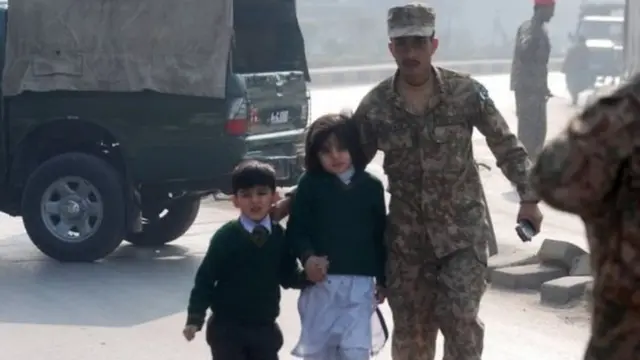 पेशावर स्कूल हमला