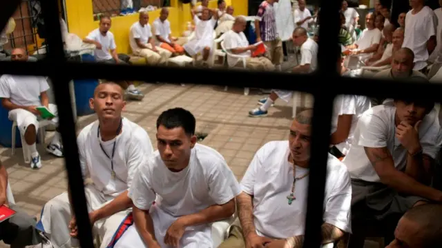 Carcel en El Salvador