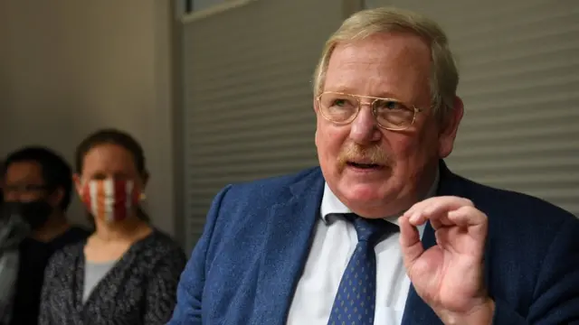 Райнхард Генцель