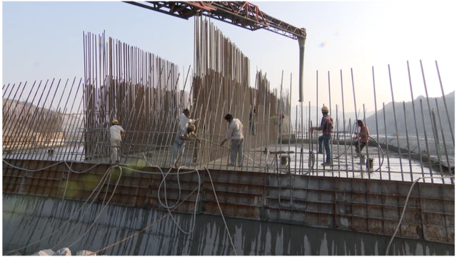 పోలవరంలో కాంక్రీటు ఫిల్లింగ్ గిన్నిస్ రికార్డు