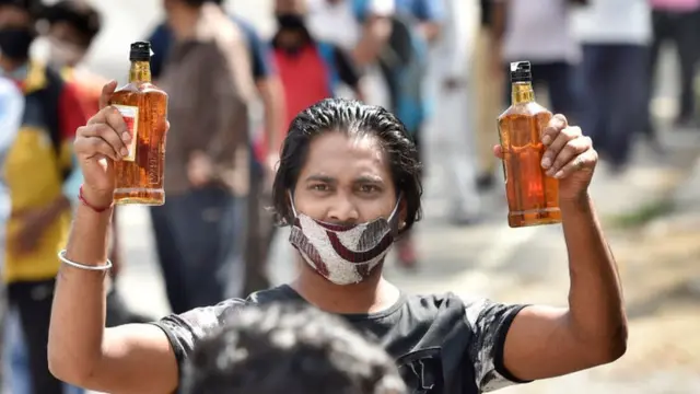 कोरोना वायरस, शराब की बिक्री