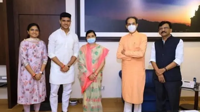 कलाबेन डेलकर, दादरा नगर हवेली, भाजप, शिवसेना, मुख्यमंत्री उद्धव ठाकरे, संजय राऊत