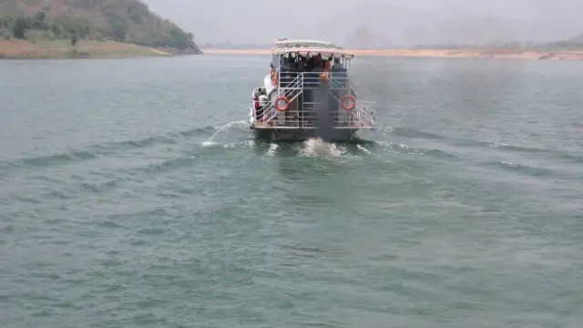 గోదావరిలో పడవ ప్రమాదం