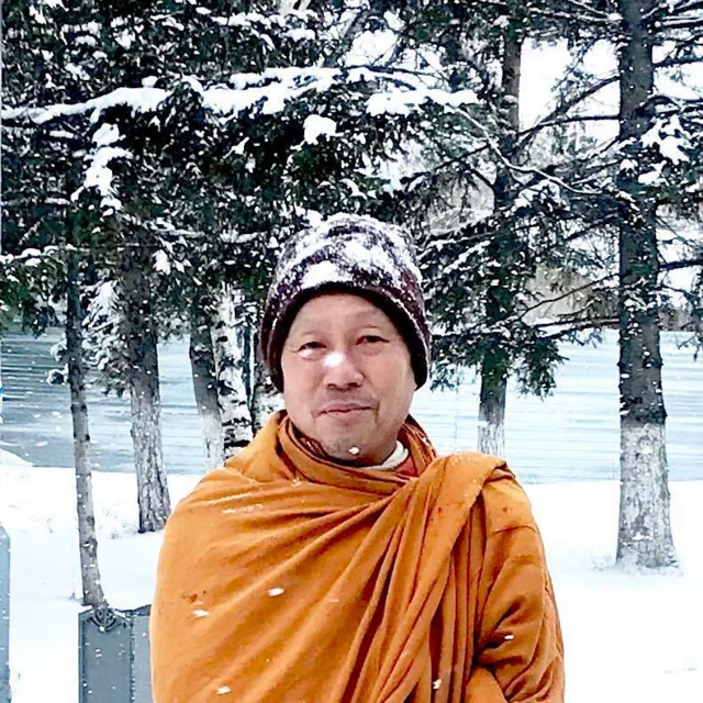 พระสุธรรม ฐิตธัมโม