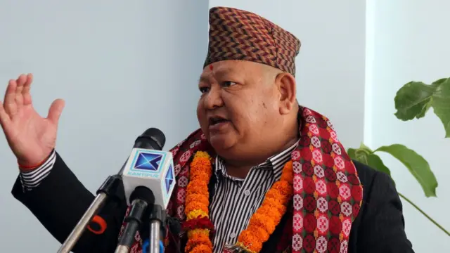 मन्त्री आले