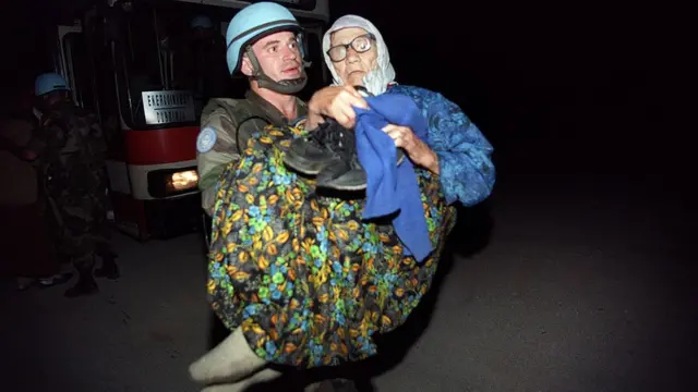 Миротворець