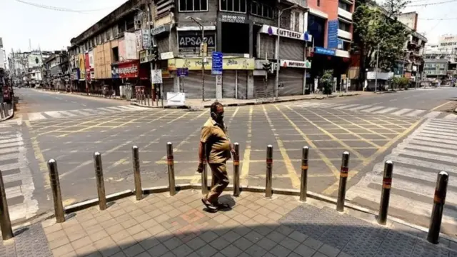 लॉकडाऊन