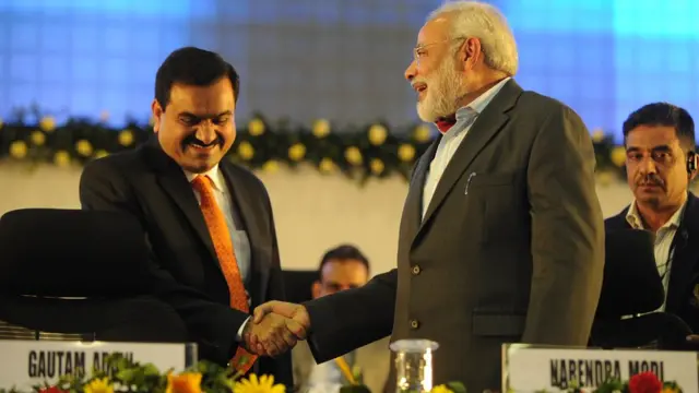 గౌతమ్ అదానీ, నరేంద్ర మోదీ