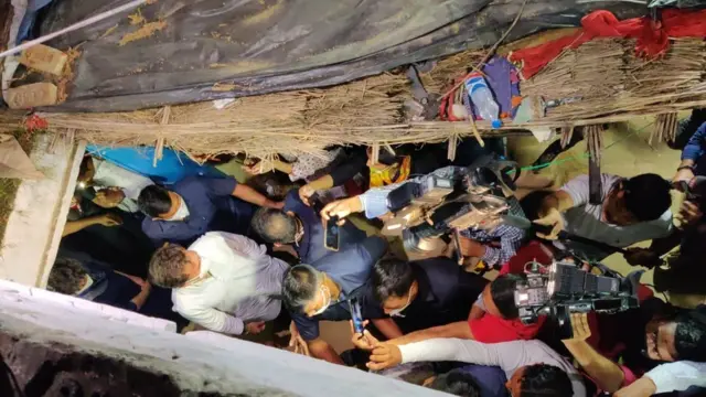 राहुल गांधी और प्रियंका गांधी