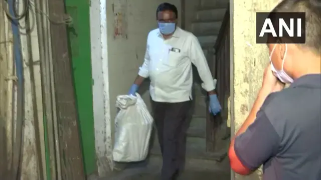 कर्मचारी 