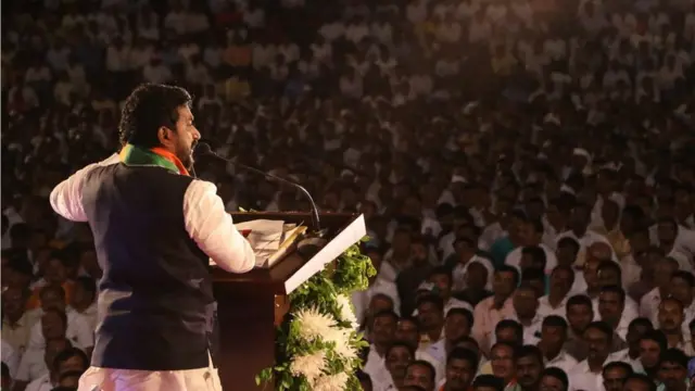 अमोल मिटकरी