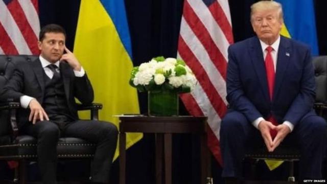यूक्रेन के राष्ट्रपति वोलोदिमीर ज़ेलिन्स्की और अमरीका के राष्ट्रपति डोनल्ड ट्रंप