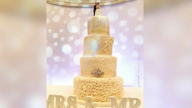 وكانت هذه نتيجة تزيين شيرين لقالب الحلوى