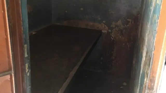 વેશ્યાગૃહની પરિસ્થિતિ