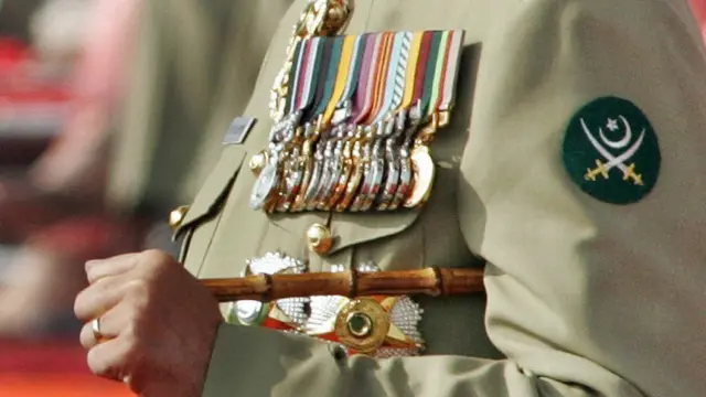 پاکستان، فوج، آئی ایس آئی