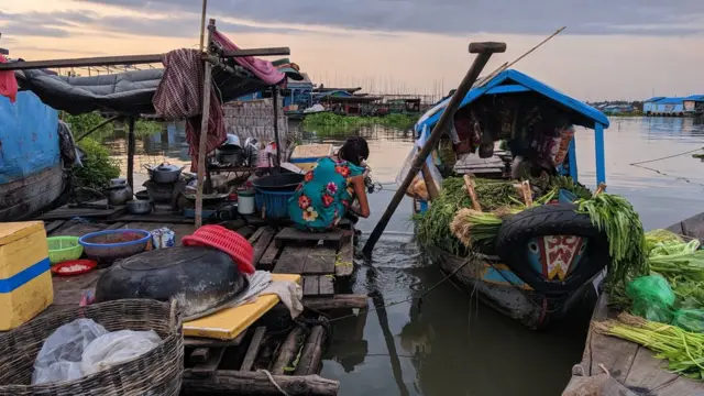 Gia đình anh Ai