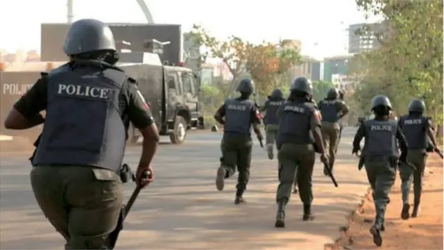 Awọn ọlọpa to wa loju isẹ