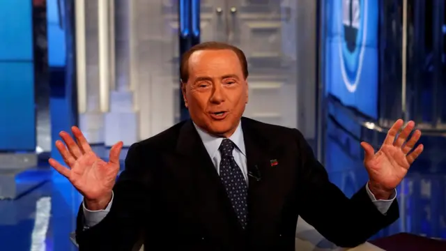 Eski İtalya Başbakanı Silvio Berlusconi