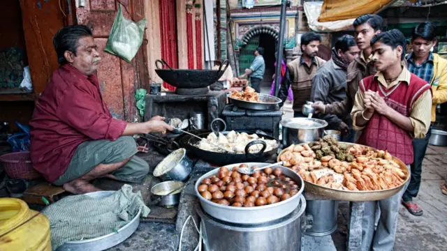 స్ట్రీట్ ఫుడ్
