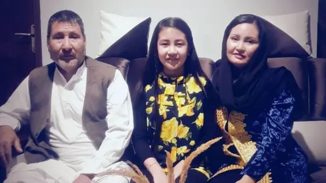 Roshan, Parvana with their dad