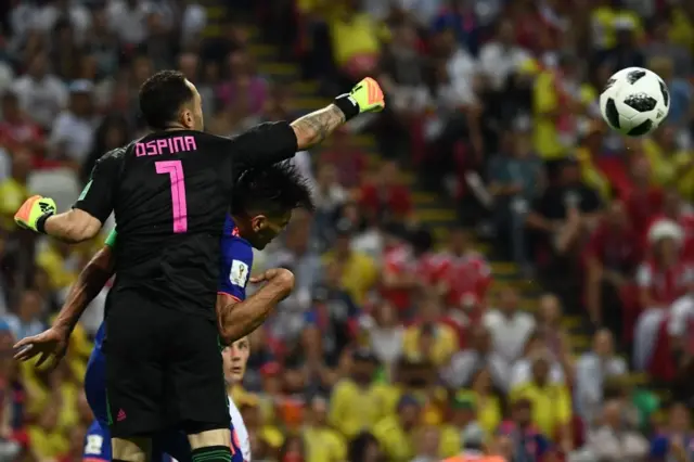 Ospina respondió y tuvo una gran actuación como las de sus compañeros.