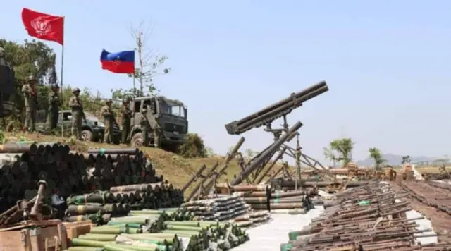 အမ်းမှာ ရှိတဲ့ နပခ တိုင်းစစ်ဌာချုပ်ရဲ့ လက်ရုံးတပ် တော်တော်များများကို အာရက္ခတပ်တော် သိမ်းပိုက်ထားပြီးဖြစ်