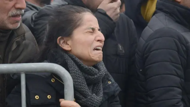 এখনও অনেকেই স্বজনদের খুঁজে পাচ্ছেন না।