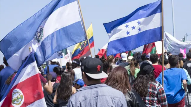 నిరసన ప్రదర్శనలో సెంట్రల్ అమెరికా దేశస్తులు