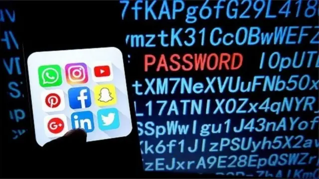 પેગાસસથઈ ફોનમાં રહેલી તમામ માહિતી ગુપ્ત રીતે બીજે પહોંચી જાય છે.