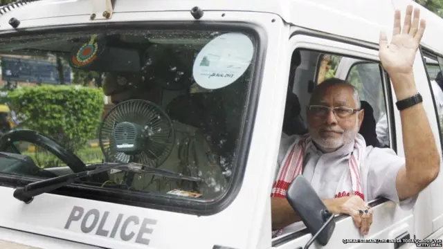 ਪ੍ਰਹਿਲਾਦ ਮੋਦੀ