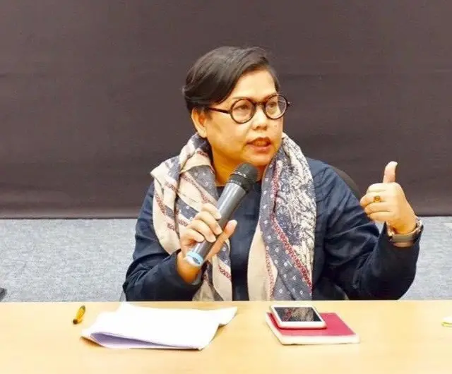 ผศ.ดร.วิไลวรรณ จงวิไลเกษม ระบุว่า ขณะนี้ยังไม่เห็นภาคเอกชนยักษ์ใหญ่ของไทยทุ่มเงินไปกับการเยียวยาหลังโควิด-19 ต่างจากในต่างประเทศ