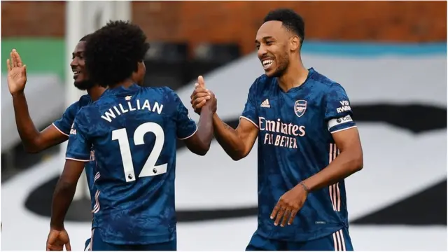 Aubameyang ati Willian n yọ ayọ goolu