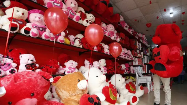 ንመዓልቲ ቫላንታይንስ ዝተዳለዉ ቧምቡላታት