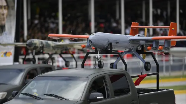 Drones exibidosdicas de apostas esportivas para amanhãdesfile militar