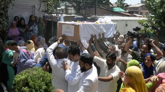 अयूब पंडित के रिश्तेदार