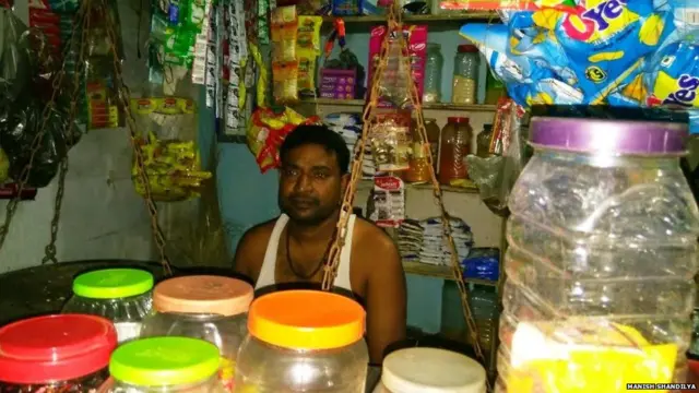 दुकानदार शिव प्रसाद गुप्ता