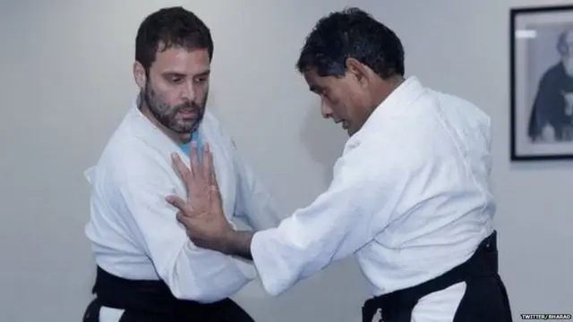 राहुल गांधींचा हा फोटो 2016 सालच्या डिसेंबर महिन्यातील आहे.