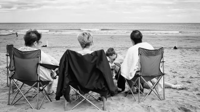 Foto karya Jeffrey Whitfield