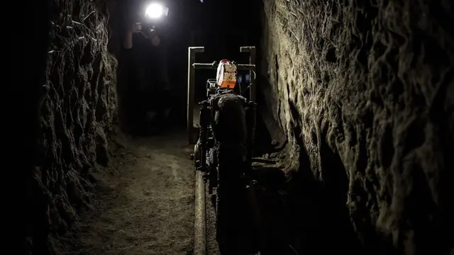 ખ્વાકીન અલ ચેપો ગૂસમેને 2015માં જેલ તોડી હતી, આ ટનલથી ભાગ્યા