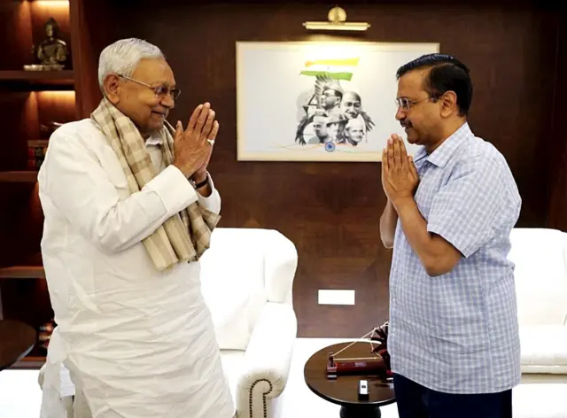 नीतीश कुमार और अरविंद केजरीवाल