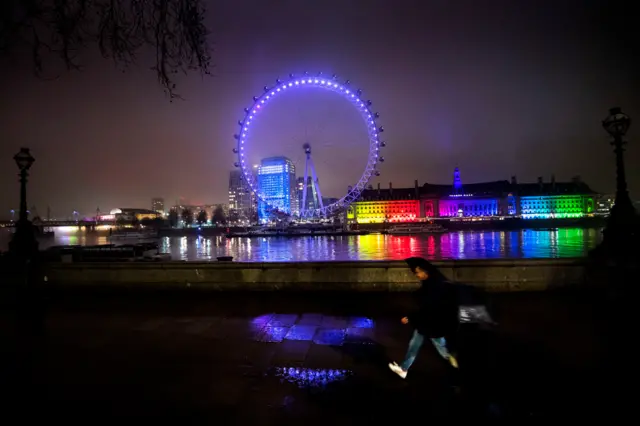 The London Eye lit up in purple on 27 January 2021