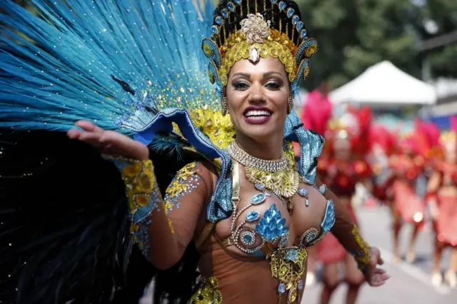 جشنواره ناتینگ‌هیل لندن