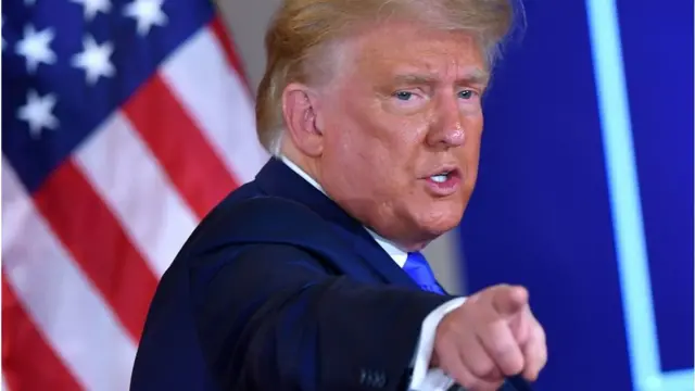 डोनाल्ड ट्रंप