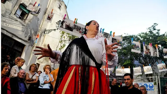 Una cantante de fado
