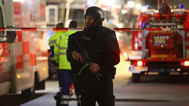 الشرطة في مكان إطلاق النار بألمانيا