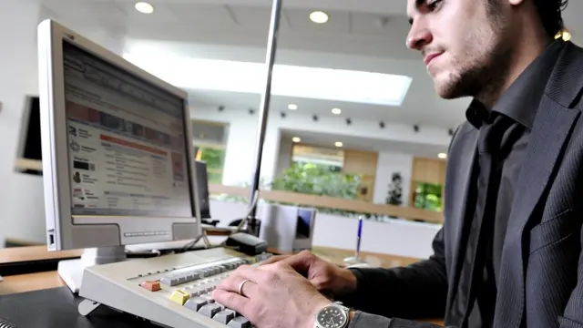 Сотрудник банка