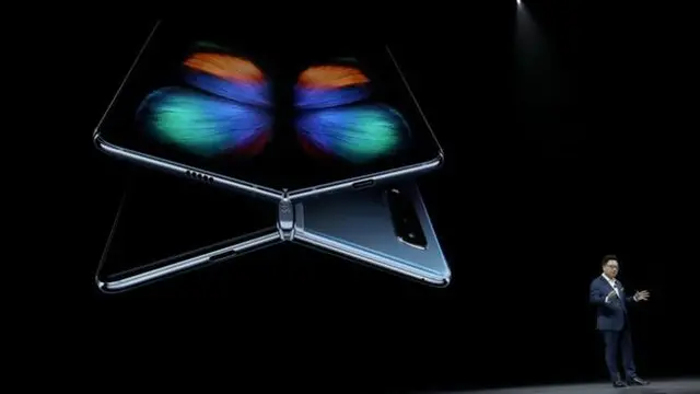 Samsung folding phone