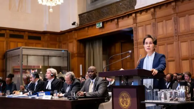 નરસંહારના આક્ષેપો મુદ્દે સ્પષ્ટતા કરતાં આંગ સાન સૂ ચી