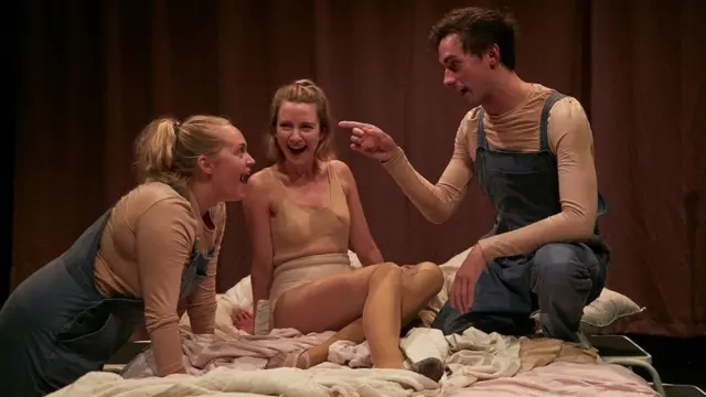 Abakinyi ba "Skin a Cat"