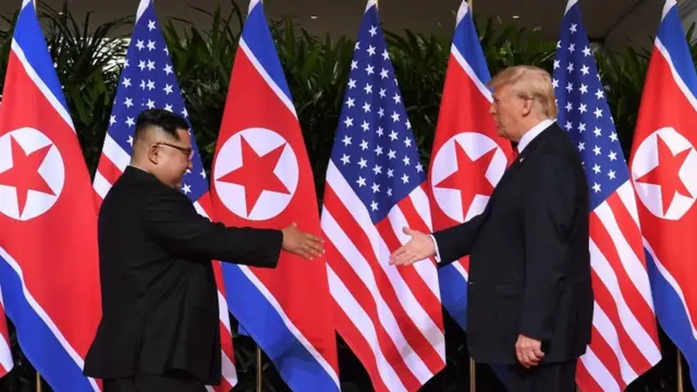 किम जोंग उन और ट्रंप